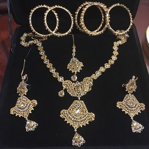 Indian/pakistani Kundan set sold on Mercari